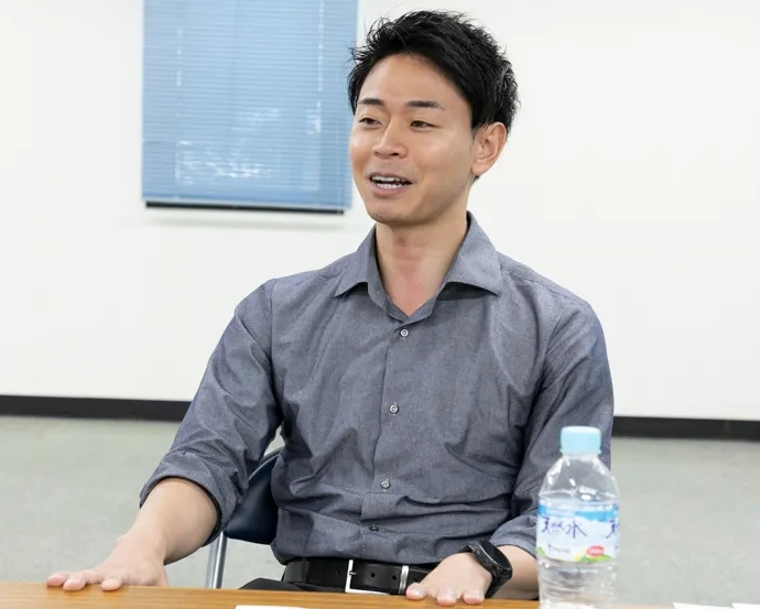 飯川隼斗氏のインタビューでの様子2