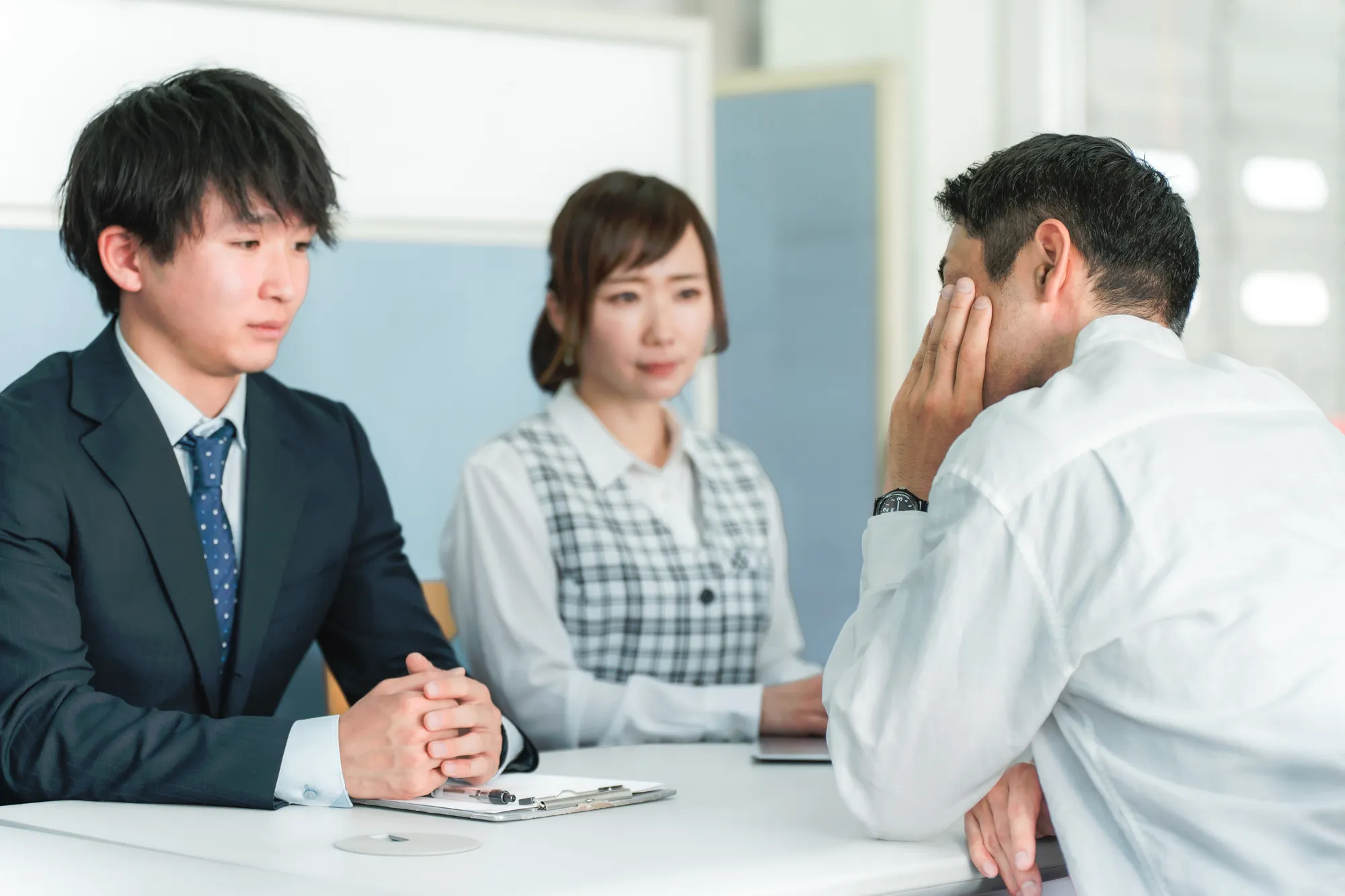ファクタリングを使わないと会社が回らないなら要注意!?